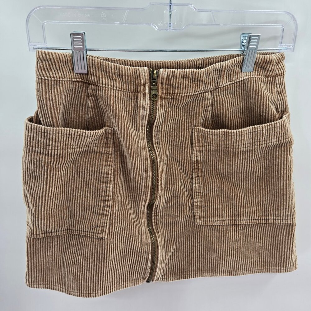 She +Sky Brown Tan Corduroy Mini Skirt Two Big Pockets Front Small